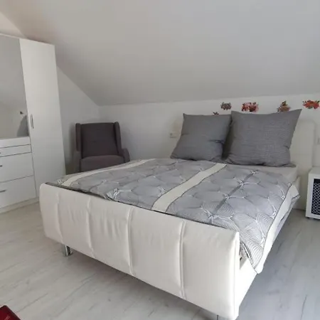 Neu! Maria Buch Apartamento