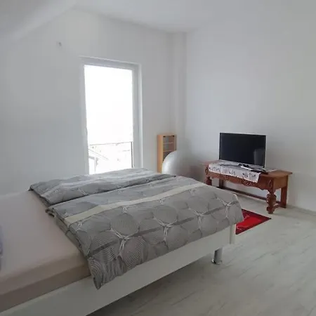 Neu! Maria Buch Apartmán Neresheim