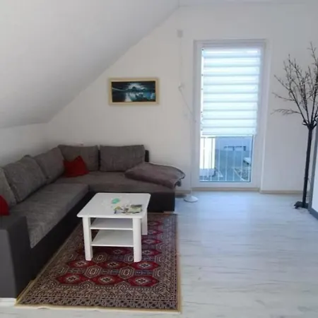 Neu! Maria Buch Apartmán *